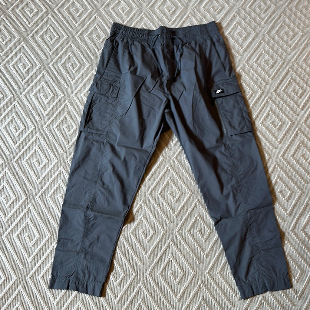 Men’s Nike Cargo Athletic Tapered Joggers - Nwot- Size Xl